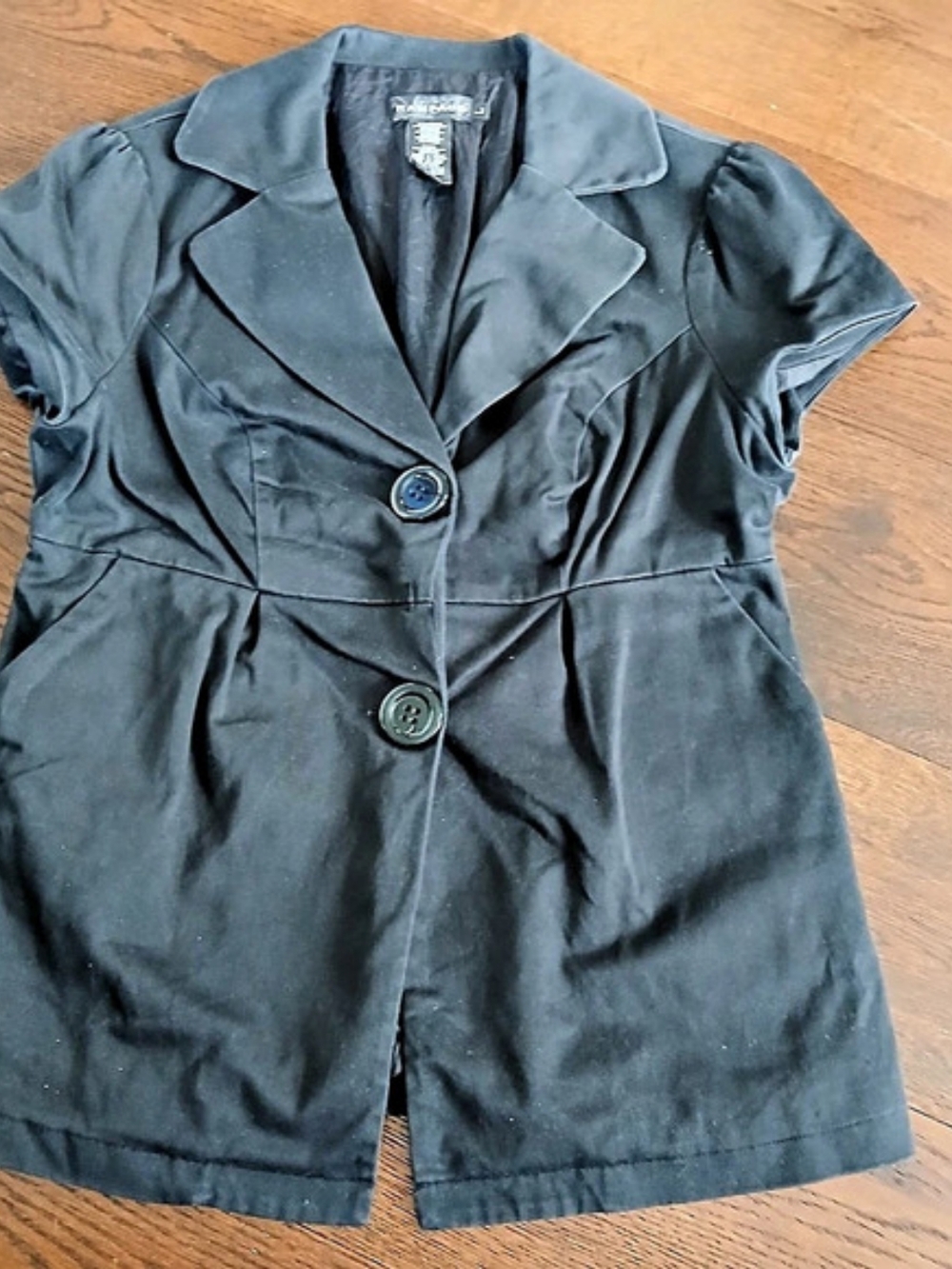 Rampage Black Button-Front Short Sleeved Womens Blazer Dark Academica